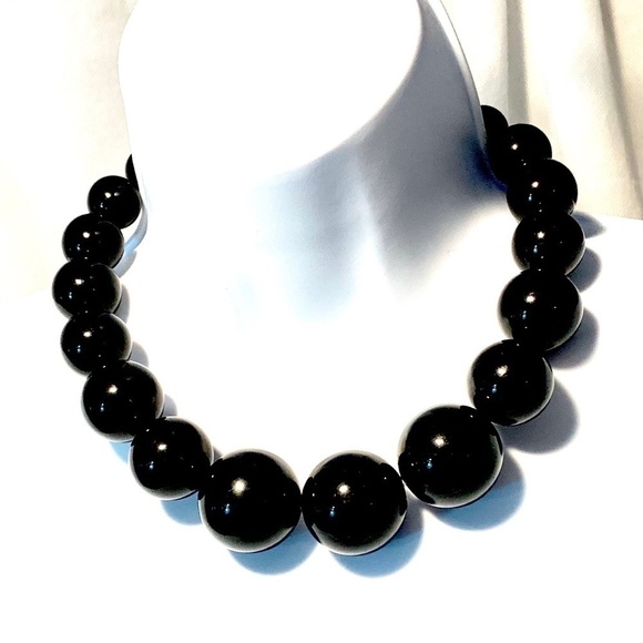 Retro Black Beaded Necklace - Picture 1 of 2